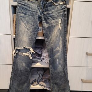 GUESS Distressed Blue Jeans